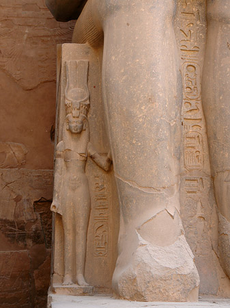 Statuen am Luxor Tempel Foto 