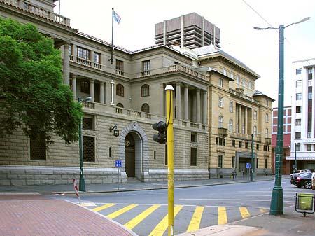 Gebäude