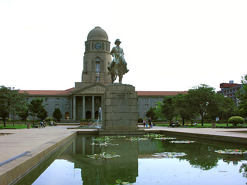 Fotos Statue von Andries Wilhelmus Jacobus