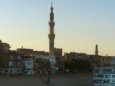 Stadt mit Moschee