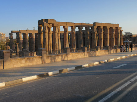 Luxor Tempel bei Sonnenuntergang Foto 