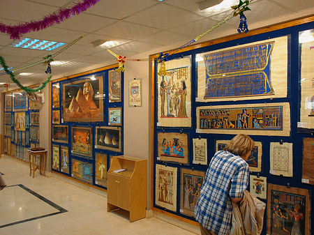 Herstellung von Papyrus Foto 