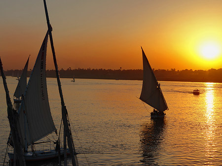 Fotos Schöner Sonnenuntergang | Luxor