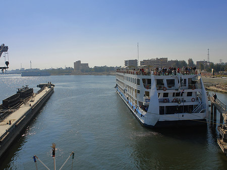 Foto Schiff - Esna