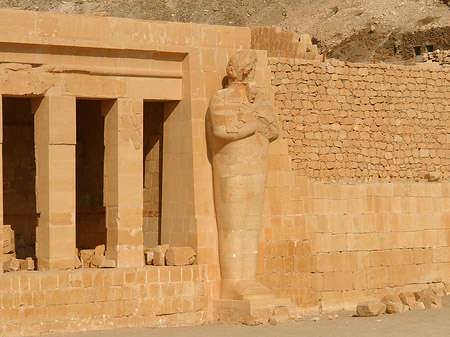 Foto Eingang zu Tempel der Hatschepsut