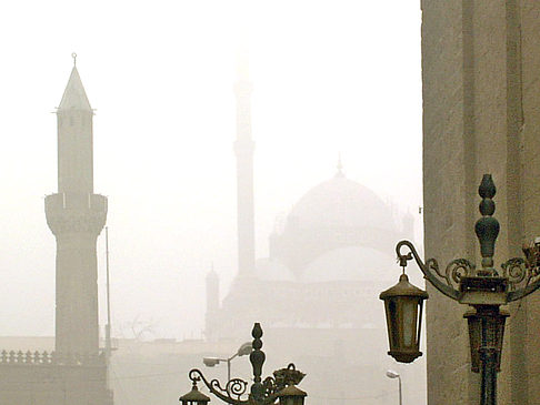 Moschee im Nebel Foto 