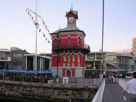 Foto Der Clock Tower an der Waterfront - 