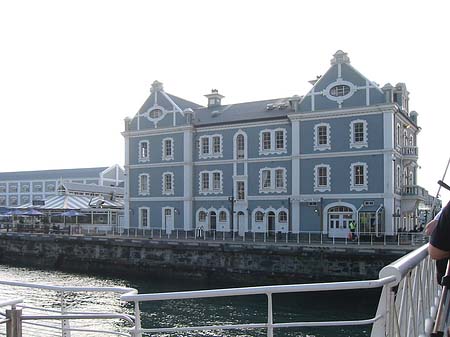 Gebäude an der Waterfront