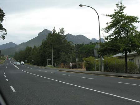 Straßen zwischen Stellenbosch und Kapstadt Fotos