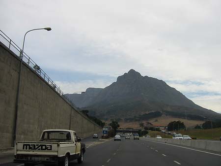 Straßen zwischen Stellenbosch und Kapstadt