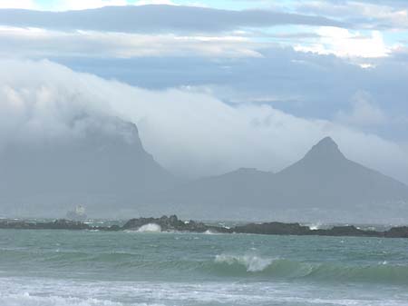 Der Tafelberg mit Wasser